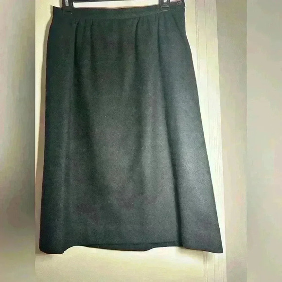 Pendleton Skirt 12 Black Pencil Virgin Wool Knee Length Lined Career Vintage. - Picture 10 of 11